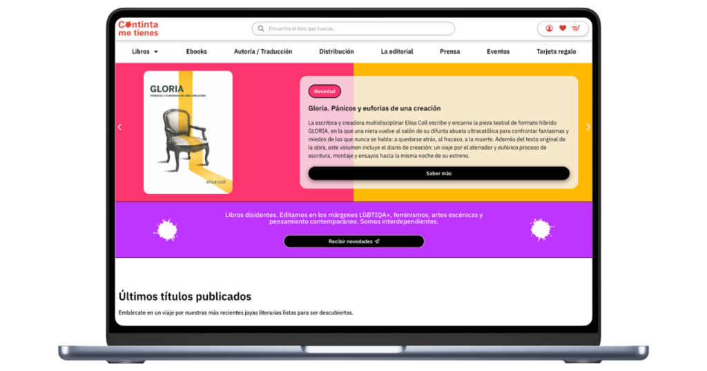 Un ordenador portátil abierto mostrando la tienda online de la editorial Continta me Tienes, con un diseño limpio y navegación fluida para la compra de libros y eBooks con valores feministas y LGTBI+.